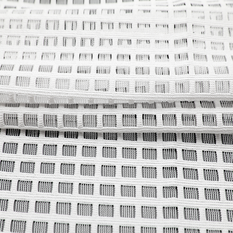 Tissu de rideau en voile transparent jacquard à mailles simples en polyester blanc personnalisé bon marché respectueux de l'environnement